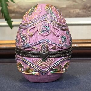 Pink Fabergé Style Hinged Egg Trinket Box 3" Ornate Gold Heart Clasp Vintage